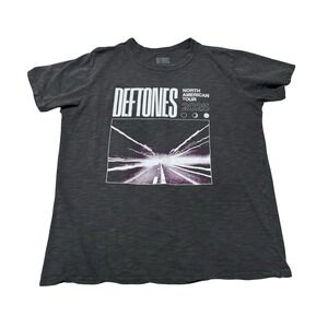 Deftones Women's  2025 North American Tour T Shirt Gray *Stained* Size M 21 x 26